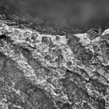 Micropoli de sciage de noisetier (silex, x200) © Paléotime